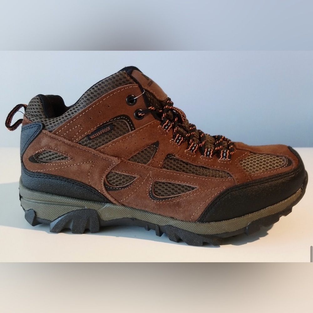 OzarkTrail forest Vented Waterproof Leather Hiker Boot Sz 9-Women-Men-7-Like Ne - Picture 10 of 14